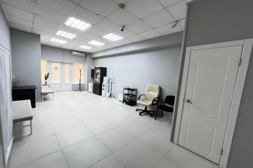 Фото №3: Коммерция 31 м² - Краснодар, мкр. Центральный, ул. Гоголя, 80