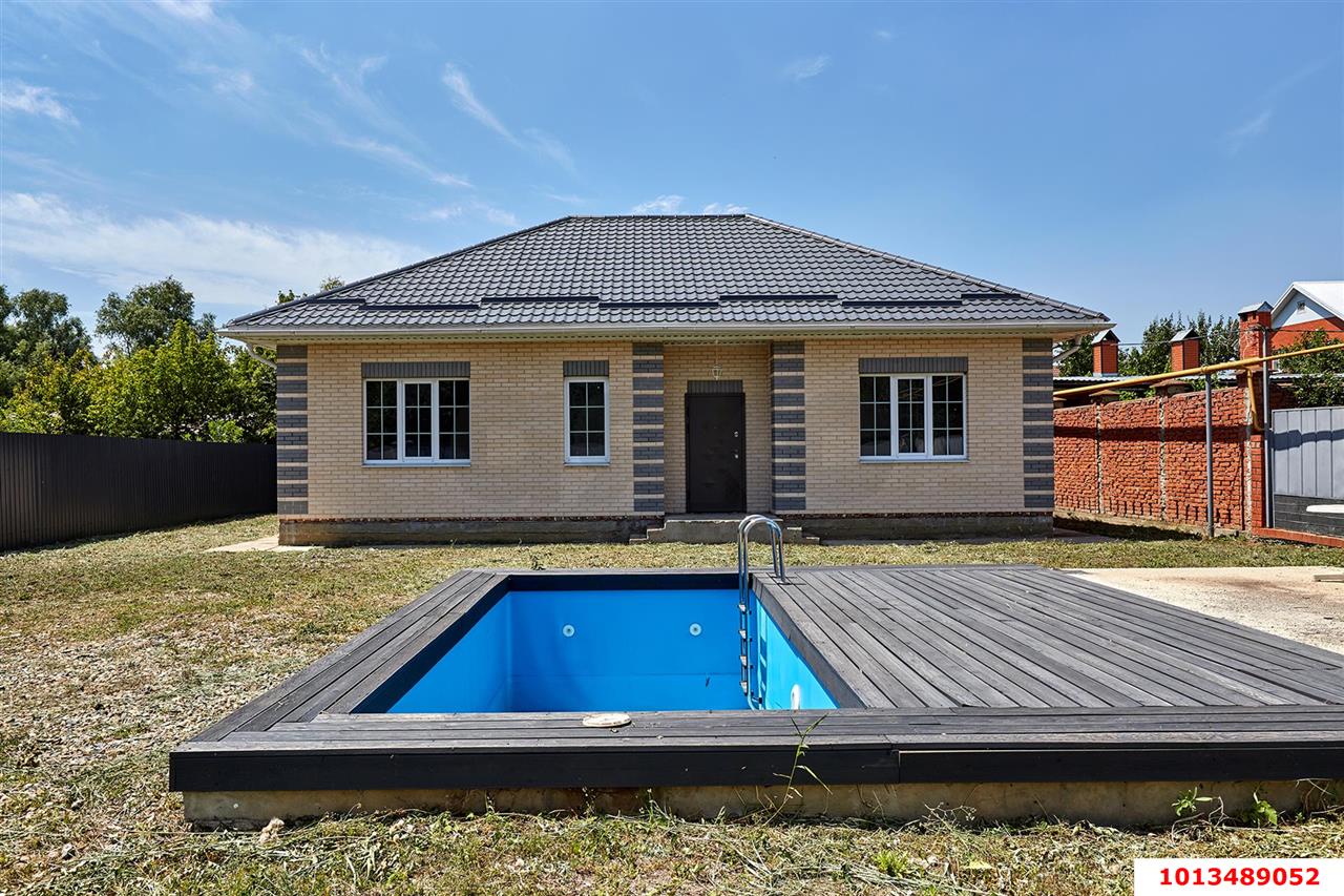 Фото №1: Дом 109 м² + 6 сот. - Виктория, мкр. Прикубанский внутригородской округ, пер. Островной, 19