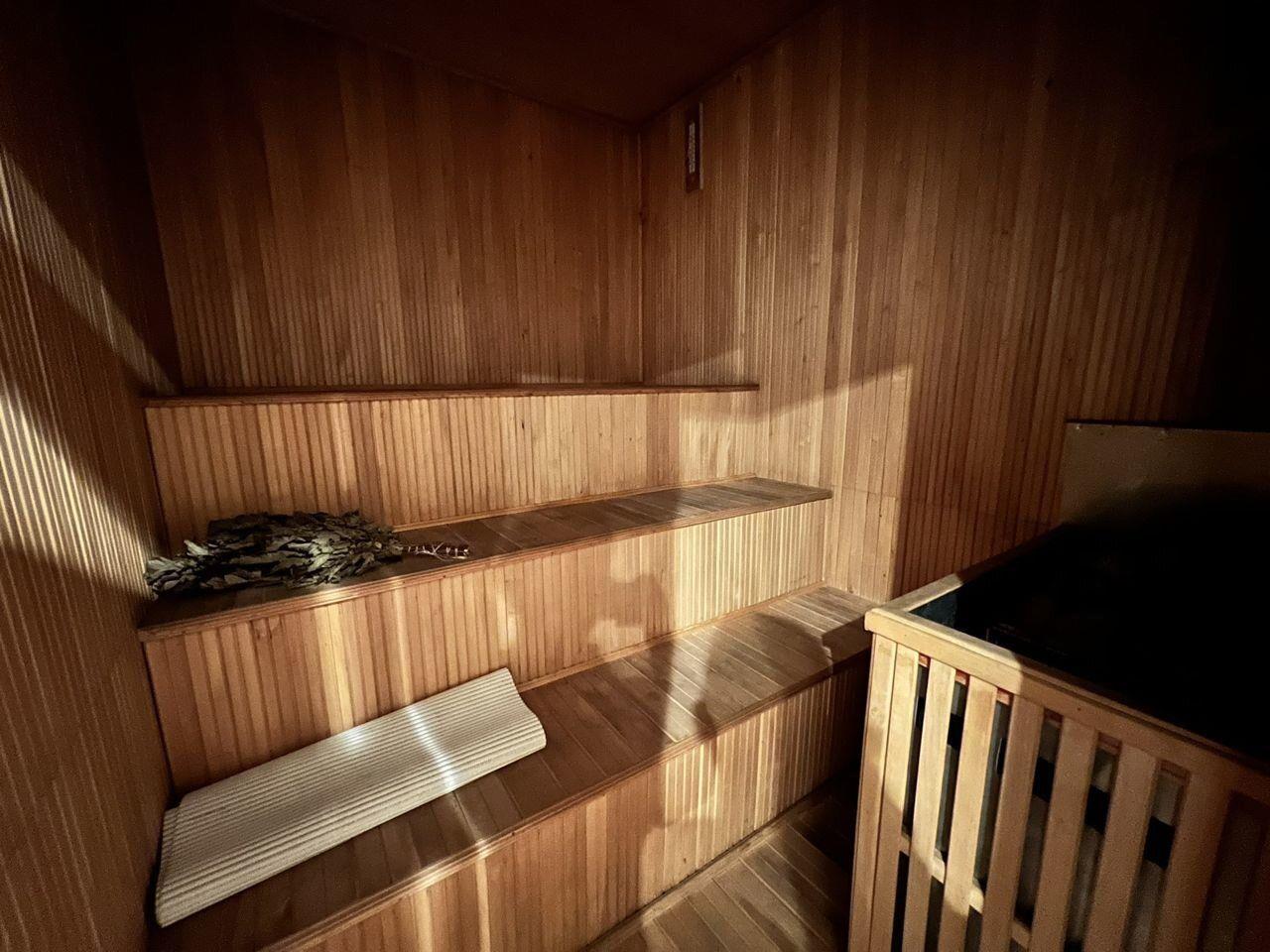 Фото №12: Дом 555 м² + 9.72 сот. - Краснодар, Прикубанский внутригородской округ, Калинино, мкр. Завод Радиоизмерительных Приборов, ул. Геологическая, 12