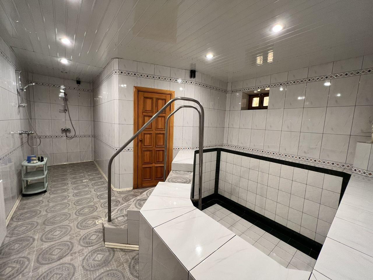 Фото №13: Дом 555 м² + 9.72 сот. - Краснодар, Прикубанский внутригородской округ, Калинино, мкр. Завод Радиоизмерительных Приборов, ул. Геологическая, 12