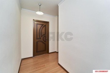 Фото №2: 1-комнатная квартира 42 м² - Краснодар, мкр. Музыкальный, ул. имени Сергея Есенина, 94