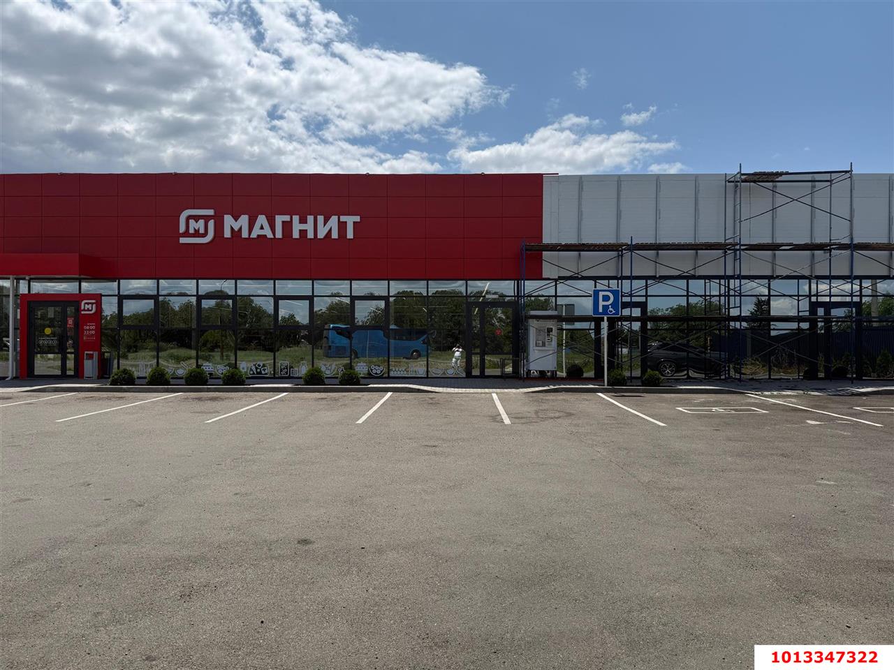 Фото №2: Торговое помещение 416 м² - Михайловская, ул. Комсомольская, 65