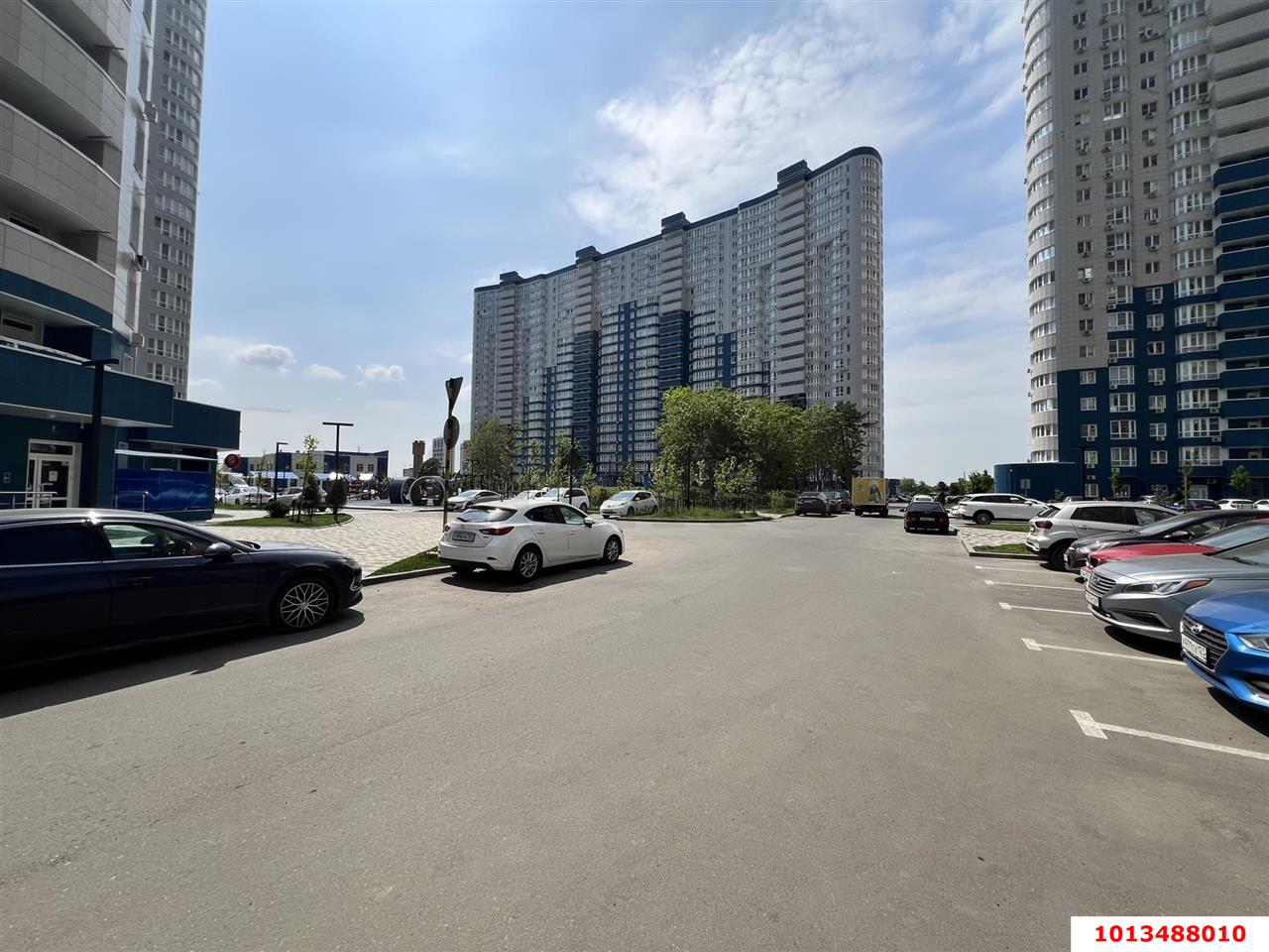 Фото №3: Торговое помещение 40 м² - Краснодар, жилой комплекс Фонтаны, ул. Воронежская, 47/11