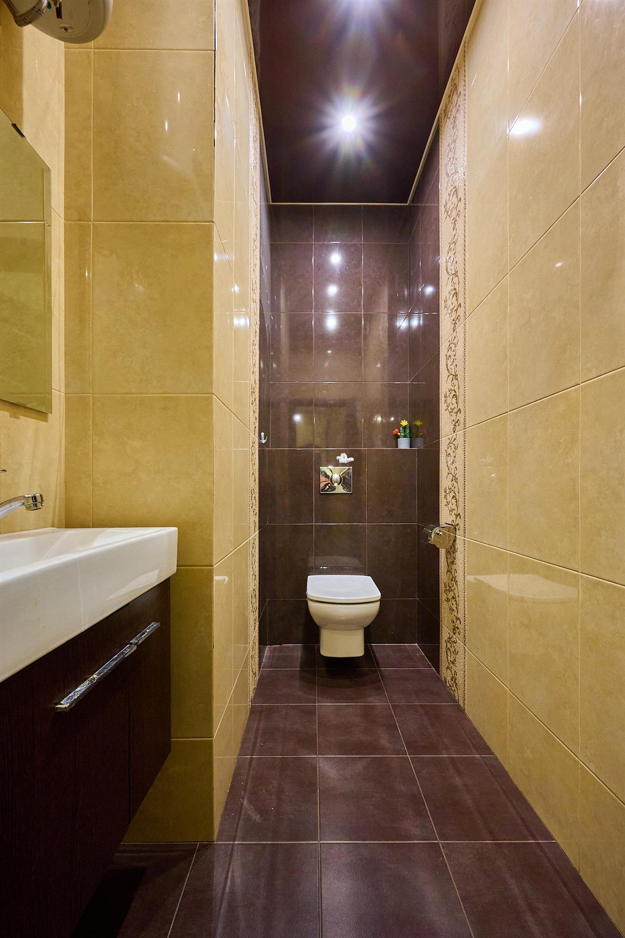 Фото №7: 2-комнатная квартира 82 м² - Краснодар, Западный внутригородской округ, Сельскохозяйственный Институт, мкр. Юбилейный, пр-кт Чекистов, 39