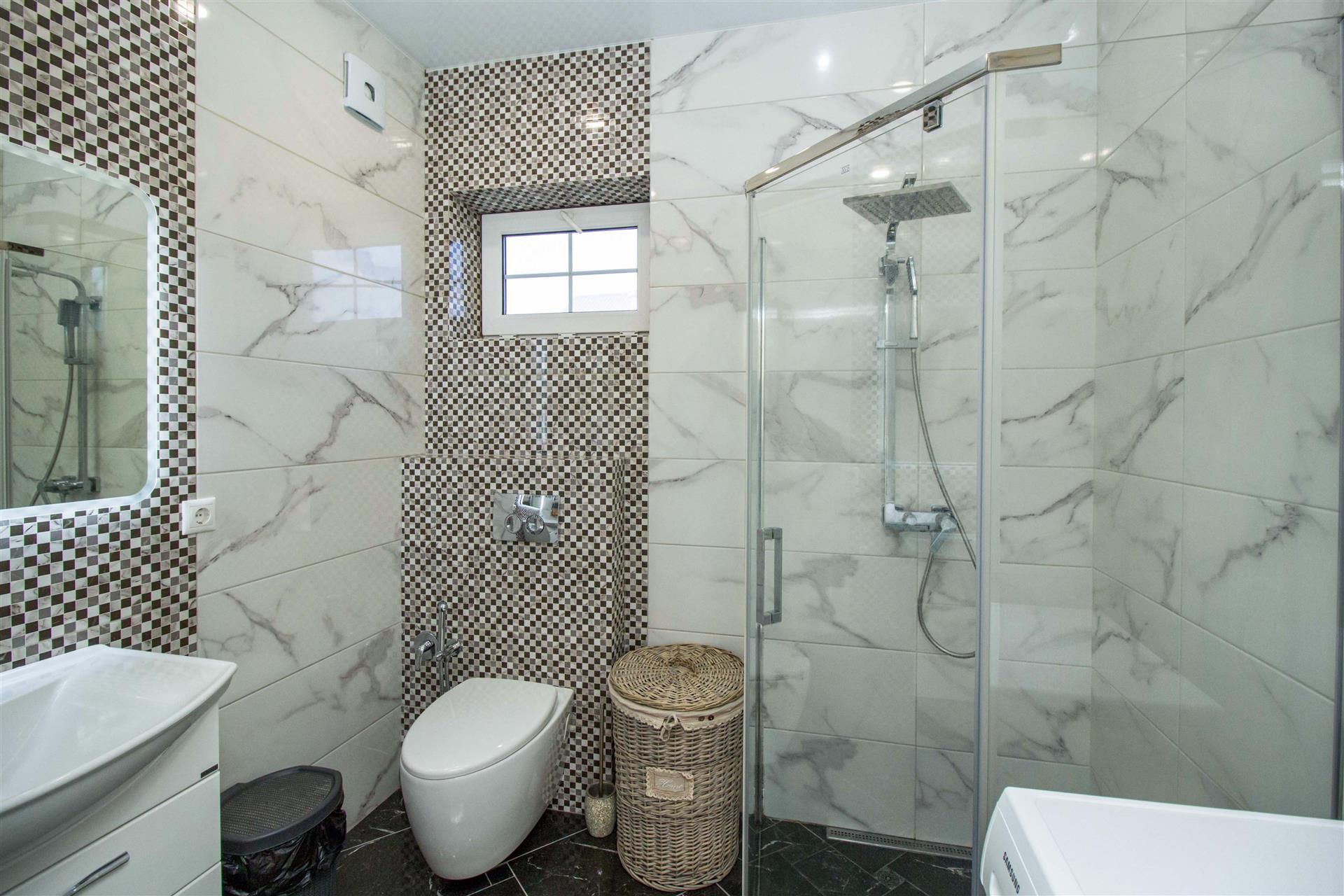 Фото №16: Дом 140 м² + 7 сот. - Старомышастовская, ул. Красная, 132