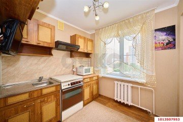 Фото №1: 1-комнатная квартира 30 м² - Краснодар, мкр. Западный внутригородской округ, ул. Стахановская, 26
