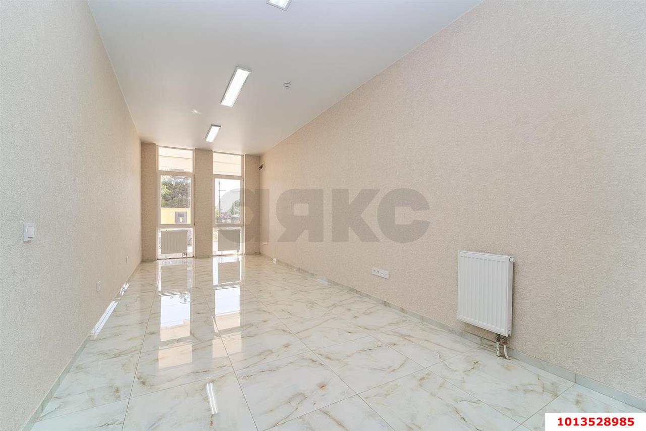 Фото №3: Торговое помещение 90 м² - Краснодар, жилой комплекс Статус, ул. Стасова, 10