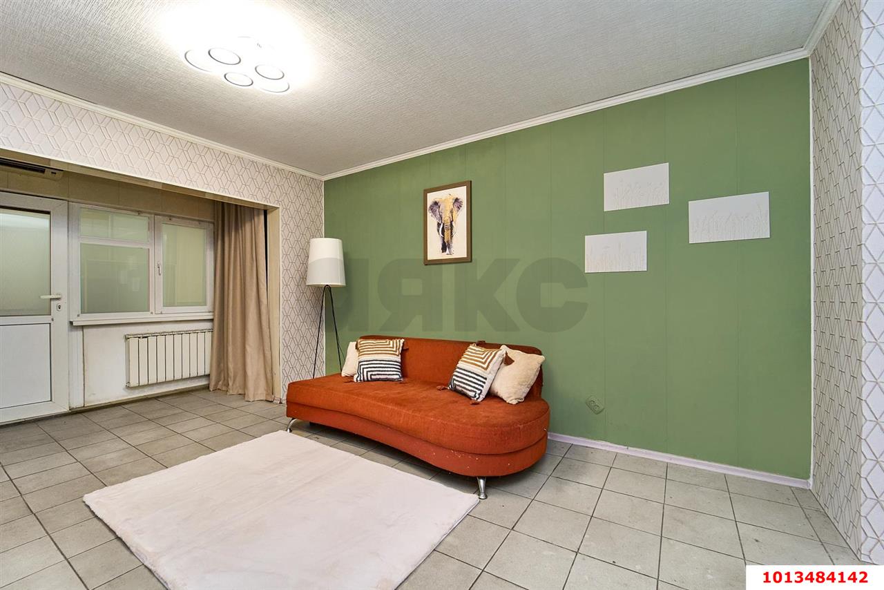 Фото №1: 1-комнатная квартира 50 м² - Краснодар, Школьный, ул. Школьная, 13/2