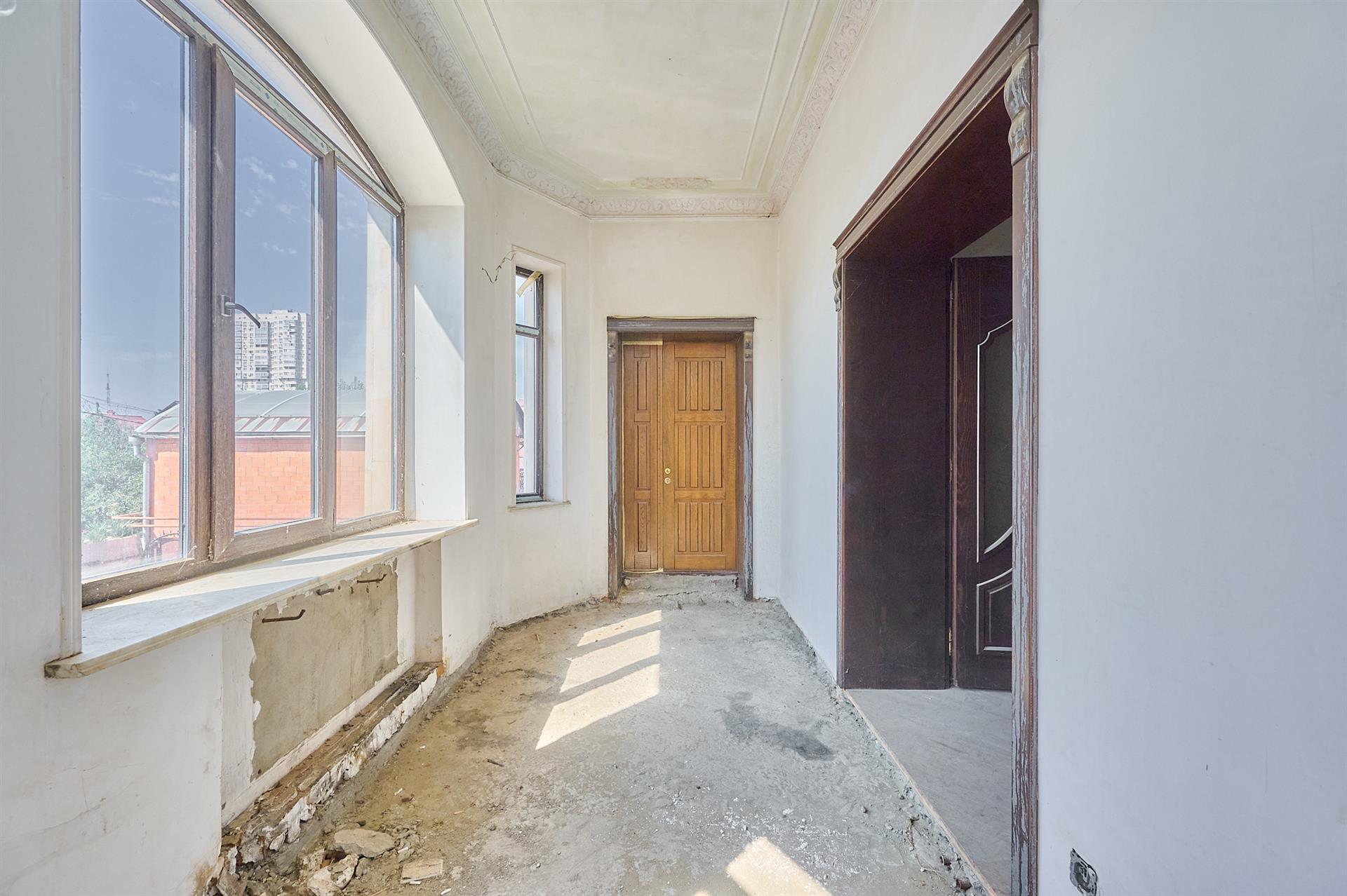 Фото №21: Дом 610 м² + 5.72 сот. - Краснодар, Центральный внутригородской округ, мкр. Дубинка, ул. 9 Января, 100