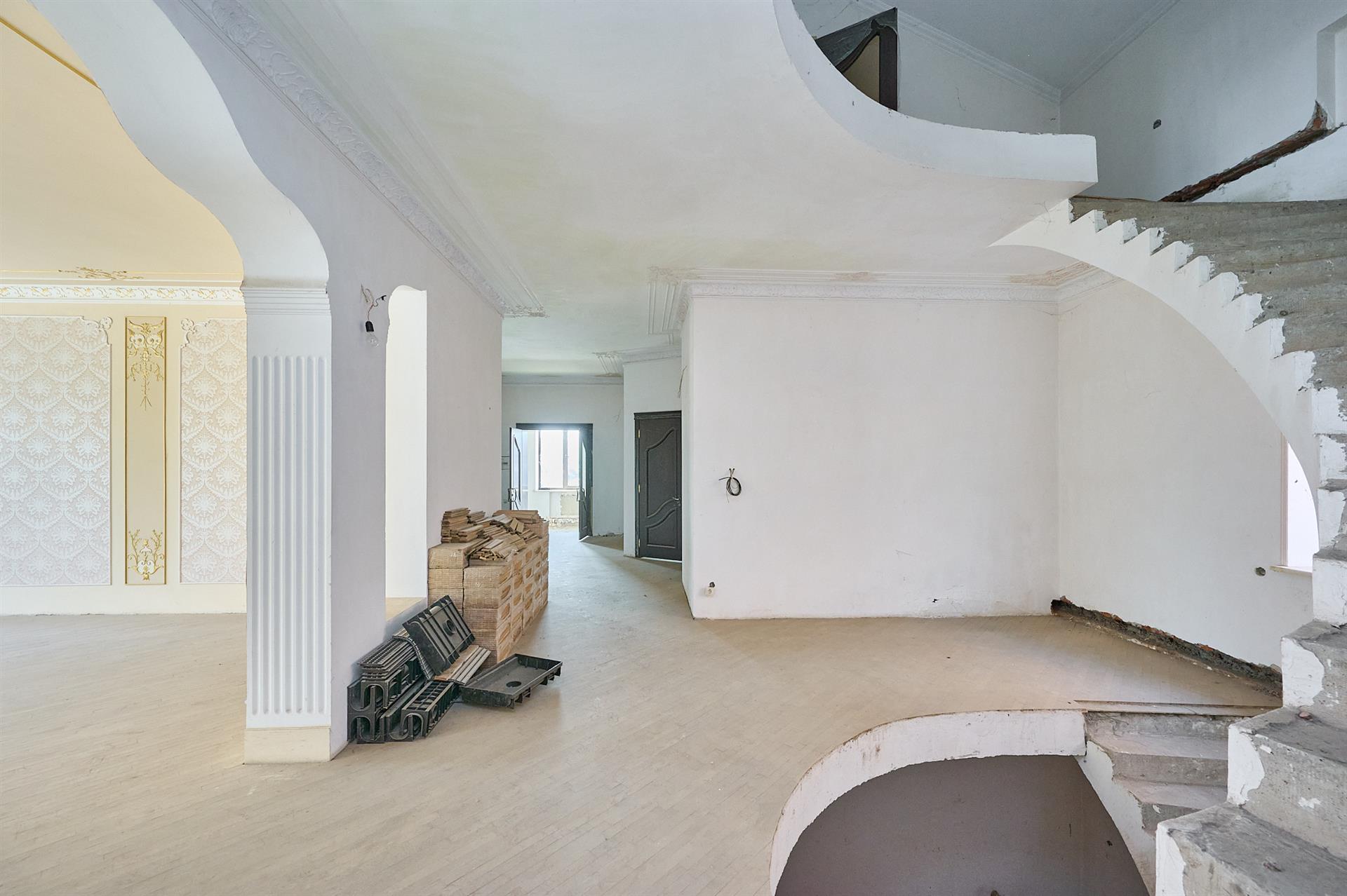 Фото №28: Дом 610 м² + 5.72 сот. - Краснодар, Центральный внутригородской округ, мкр. Дубинка, ул. 9 Января, 100