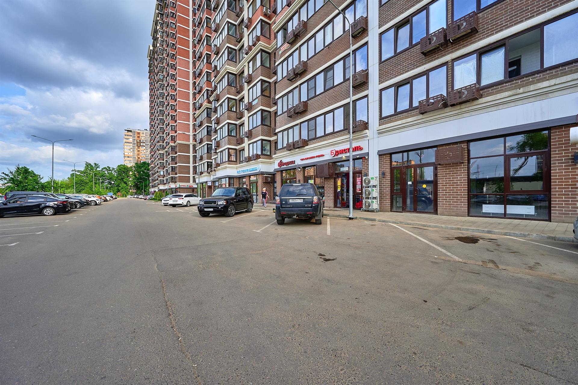 Фото №1: Коммерция 93 м² - Краснодар, Прикубанский внутригородской округ, мкр. Парк Победы, ул. Героя Пешкова, 14к2