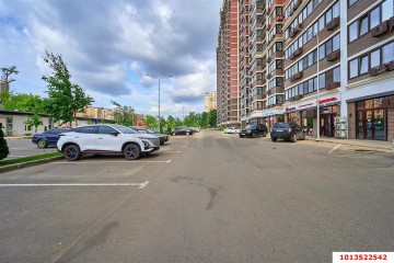 Фото №2: Торговое помещение 94 м² - Краснодар, мкр. Парк Победы, ул. Героя Пешкова, 14к2