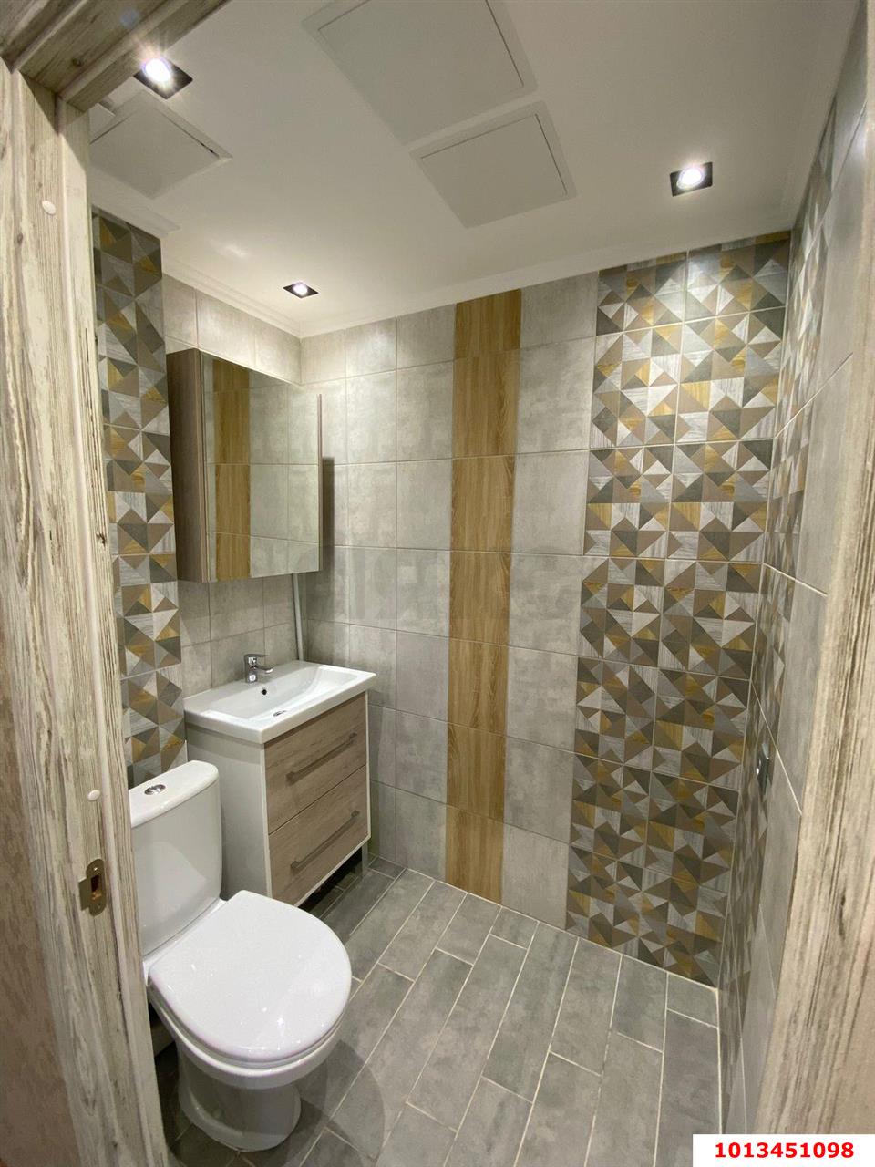 Фото №8: Коммерция 35 м² - Краснодар, Прикубанский внутригородской округ, Музыкальный, мкр. ЖК Лучезарный, ул. Московская, 154к2