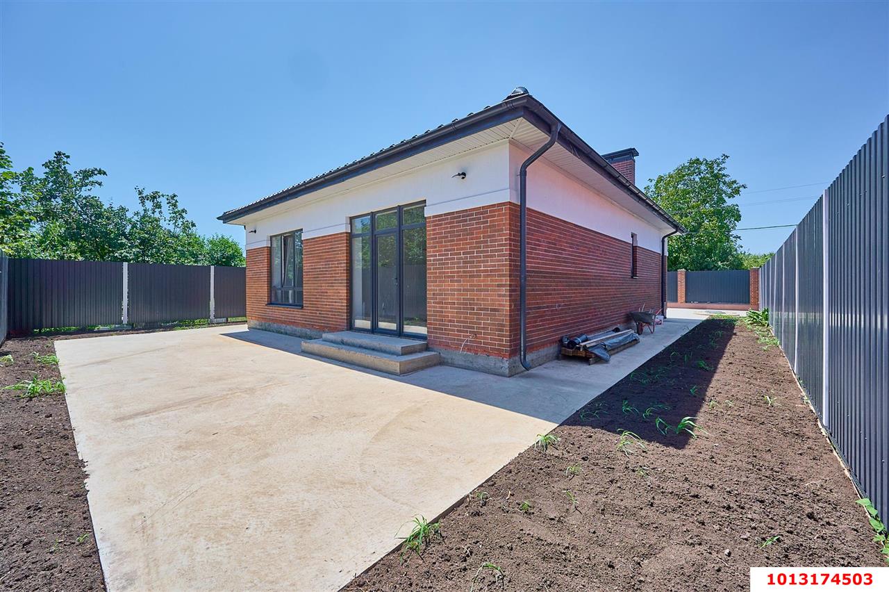 Фото №8: Дом 97 м² + 4 сот. - Знаменский, Восход, ул. Абрикосовая, 265