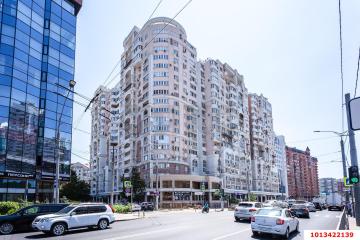 Фото №1: 3-комнатная квартира 112 м² - Краснодар, мкр. Центральный, ул. Комсомольская, 13