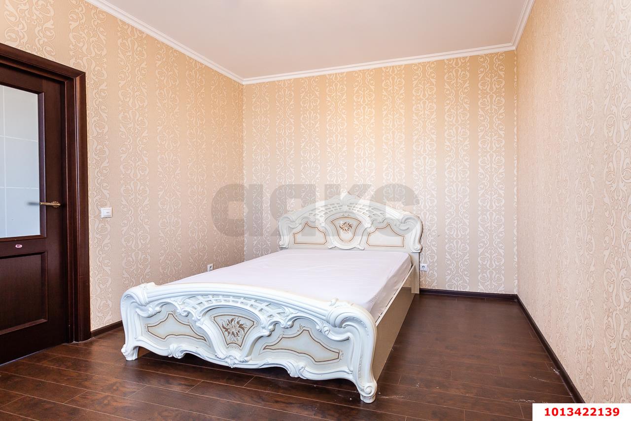 Фото №5: 3-комнатная квартира <span class="whitespace-nowrap">112 м²</span>, <span class="whitespace-nowrap">15/17 эт.</span> - Краснодар, Западный внутригородской округ, мкр. Центральный, ул. Кубанская набережная, 64