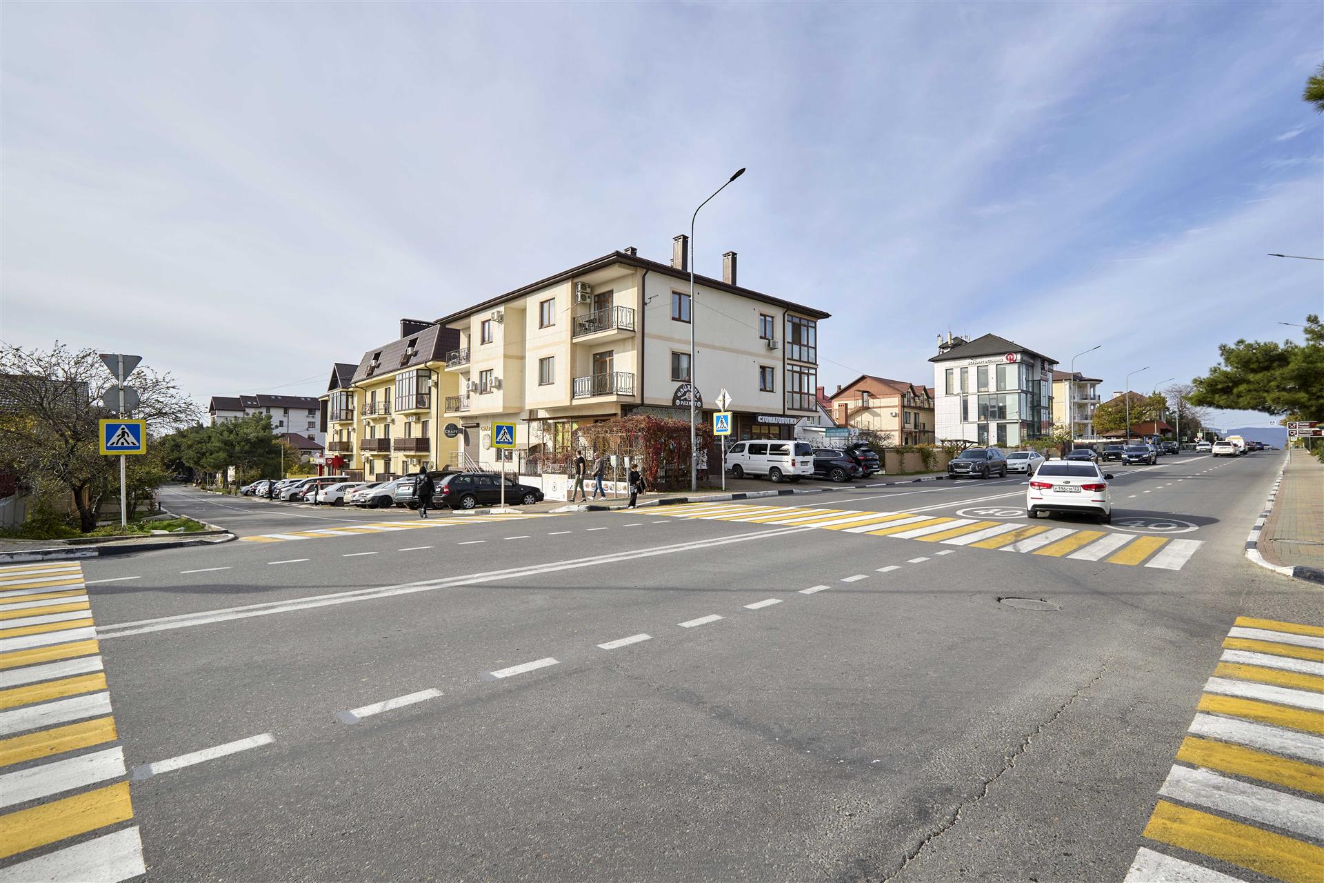 Фото №1: Коммерция 155 м² - Геленджик, мкр. жилой комплекс Созвездие, пр-кт Геленджикский, 41