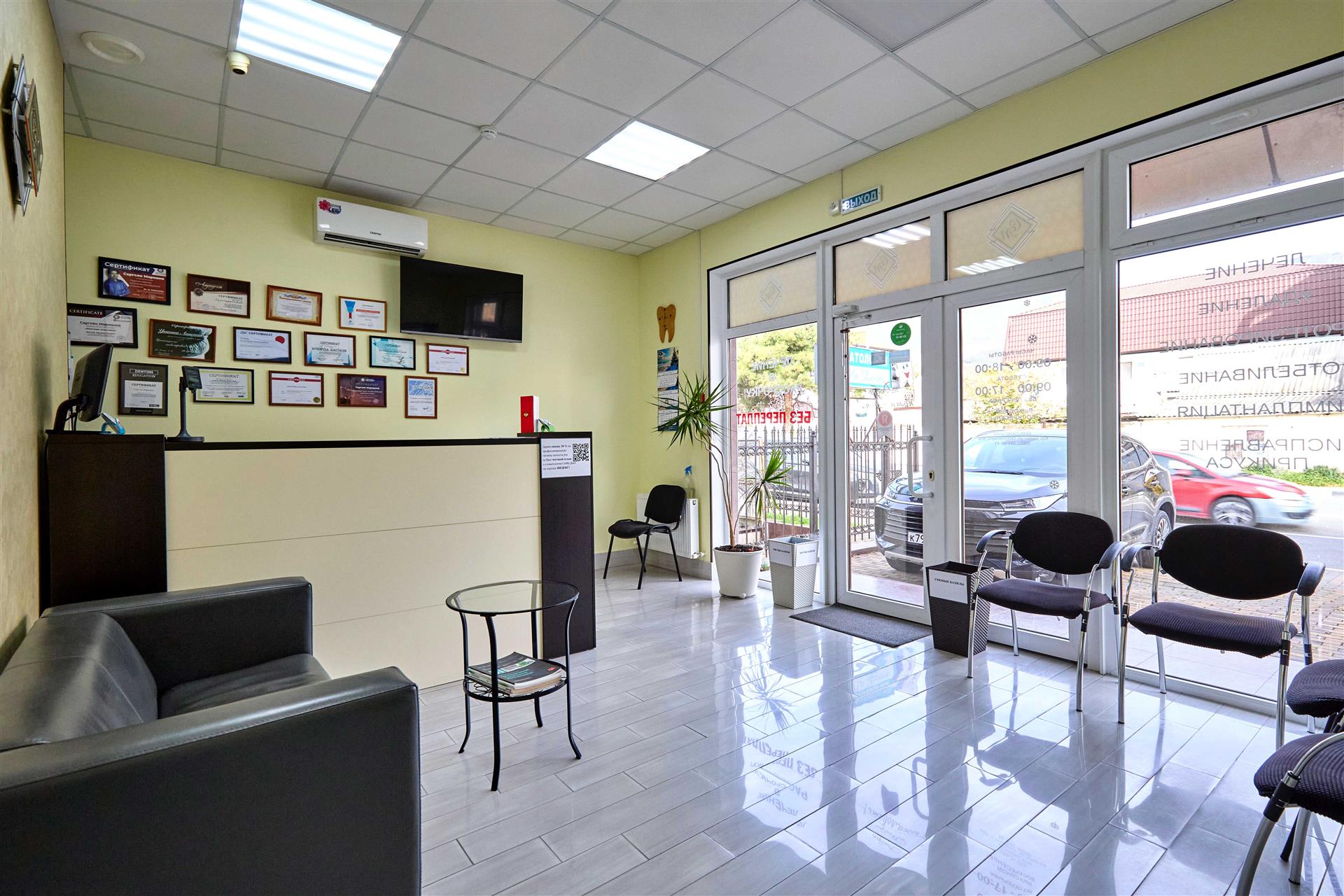 Фото №6: Коммерция 155 м² - Геленджик, мкр. жилой комплекс Созвездие, пр-кт Геленджикский, 41