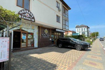 Фото №5: Торговое помещение 75 м² - Геленджик, пр-кт Геленджикский, 41