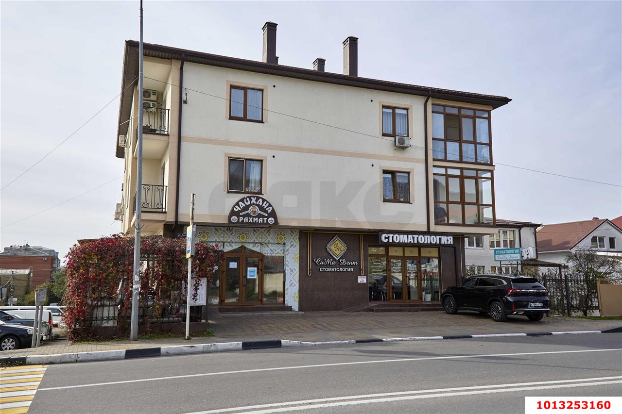 Фото №3: Коммерция 74 м² - Геленджик, мкр. жилой комплекс Созвездие, пр-кт Геленджикский, 41