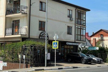 Фото №2: Торговое помещение 75 м² - Геленджик, пр-кт Геленджикский, 41