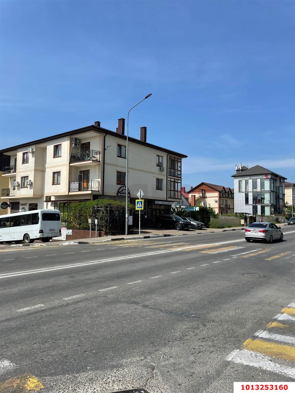 Фото №3: Торговое помещение 75 м² - Геленджик, пр-кт Геленджикский, 41