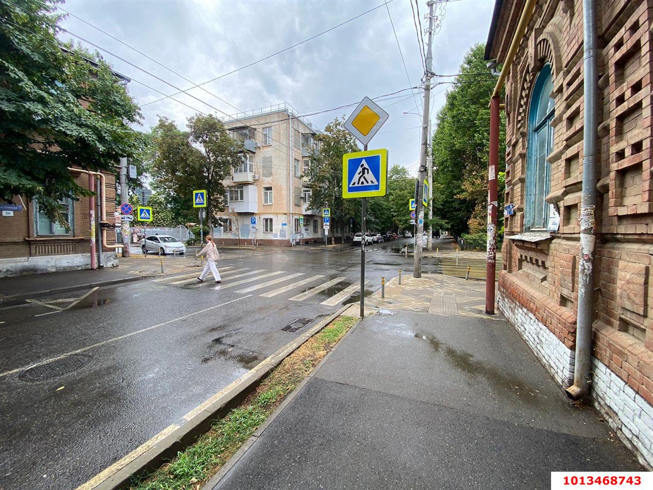 Фото №17: 4-комнатная квартира 94 м² - Краснодар, Центральный внутригородской округ, Западный внутригородской округ, мкр. Центральный, ул. Гоголя, 33