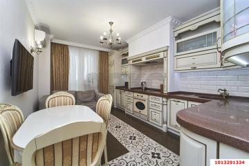 Фото №1: 1-комнатная квартира 65 м² - Краснодар, мкр. Кожзавод, ул. Кожевенная, 26