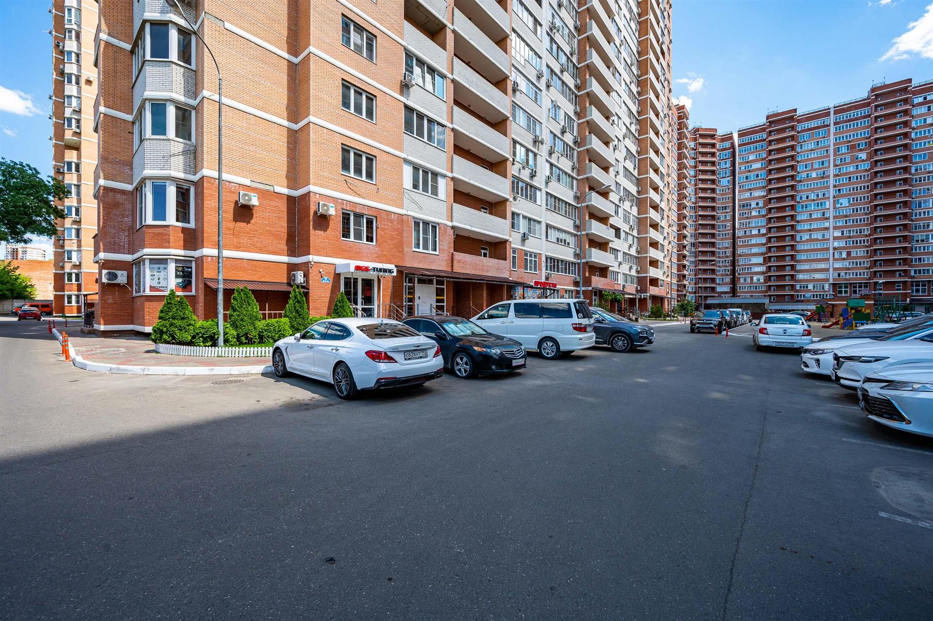 Фото №7: 2-комнатная квартира 76 м² - Краснодар, Западный внутригородской округ, мкр. Фестивальный, ул. Дальняя, 4/2к2