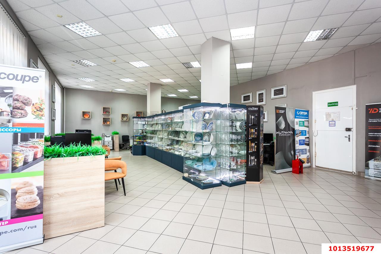 Фото №26: Отдельное здание 220 м² - Краснодар, Сельскохозяйственный Институт, ул. Академика Трубилина, 120