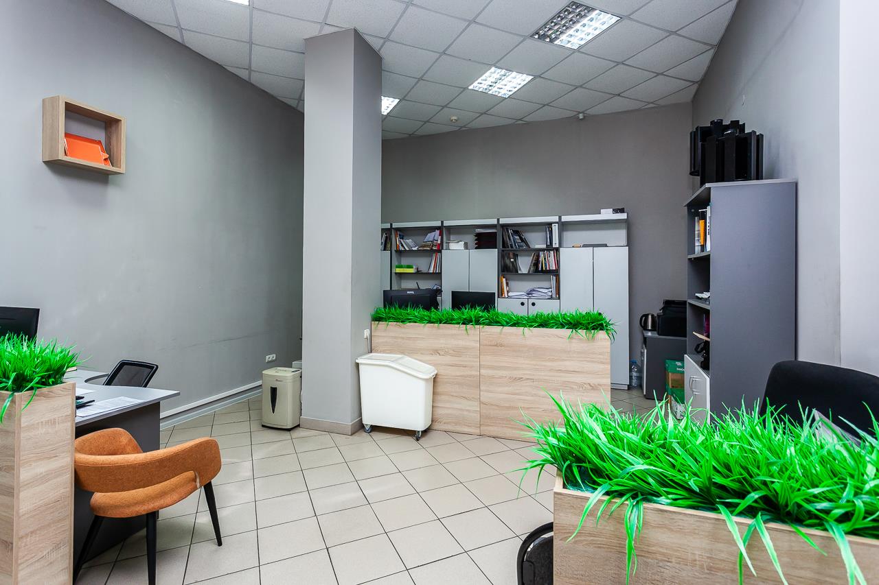 Фото №13: Коммерция 220 м² - Краснодар, Западный внутригородской округ, мкр. Сельскохозяйственный Институт, ул. Академика Трубилина, 120