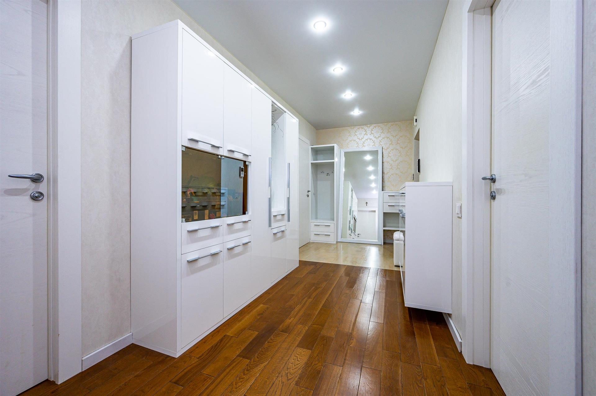 Фото №9: 2-комнатная квартира 81 м² - Краснодар, Школьный, Круглик, мкр. Прикубанский внутригородской округ, ул. Филатова, 19/1