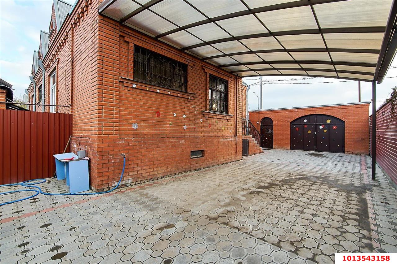 Фото №2: Дом 285 м² + 5 сот. - Краснодар, Сельскохозяйственный Институт, ул. имени Калинина, 49