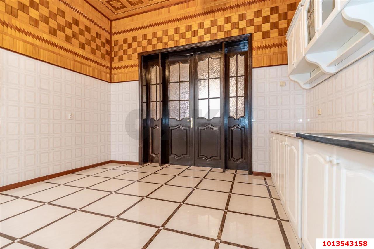 Фото №8: Дом 285 м² + 5 сот. - Краснодар, Западный внутригородской округ, мкр. Сельскохозяйственный Институт, ул. имени Калинина, 49