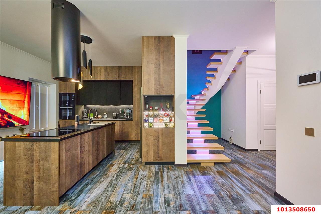 Фото №5: 3-комнатная квартира 130 м² - Краснодар, Завод Радиоизмерительных Приборов, пер. 4-й Кадетский, 5