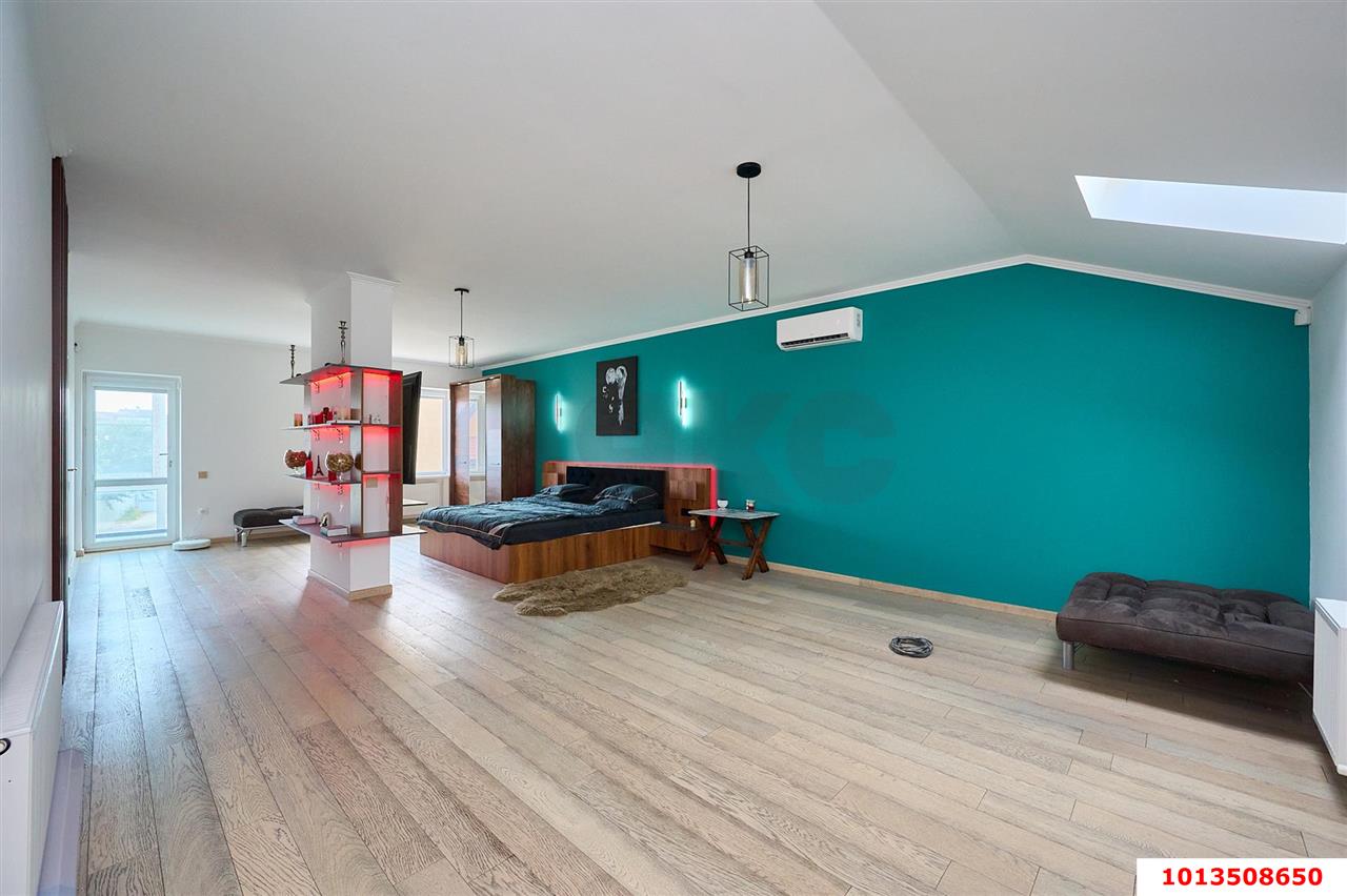 Фото №15: 3-комнатная квартира 130 м² - Краснодар, Завод Радиоизмерительных Приборов, ул. Кадетская, 38/1