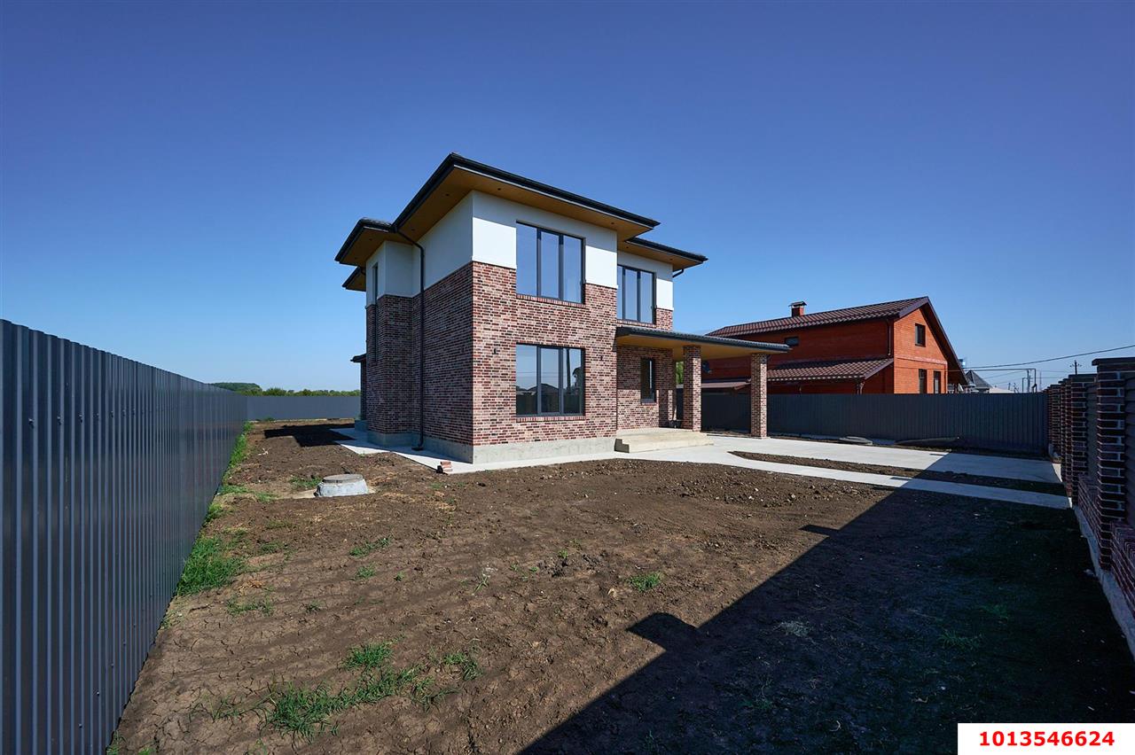 Фото №8: Дом 216 м² + 8 сот. - Старобжегокай, ул. Степная, 12