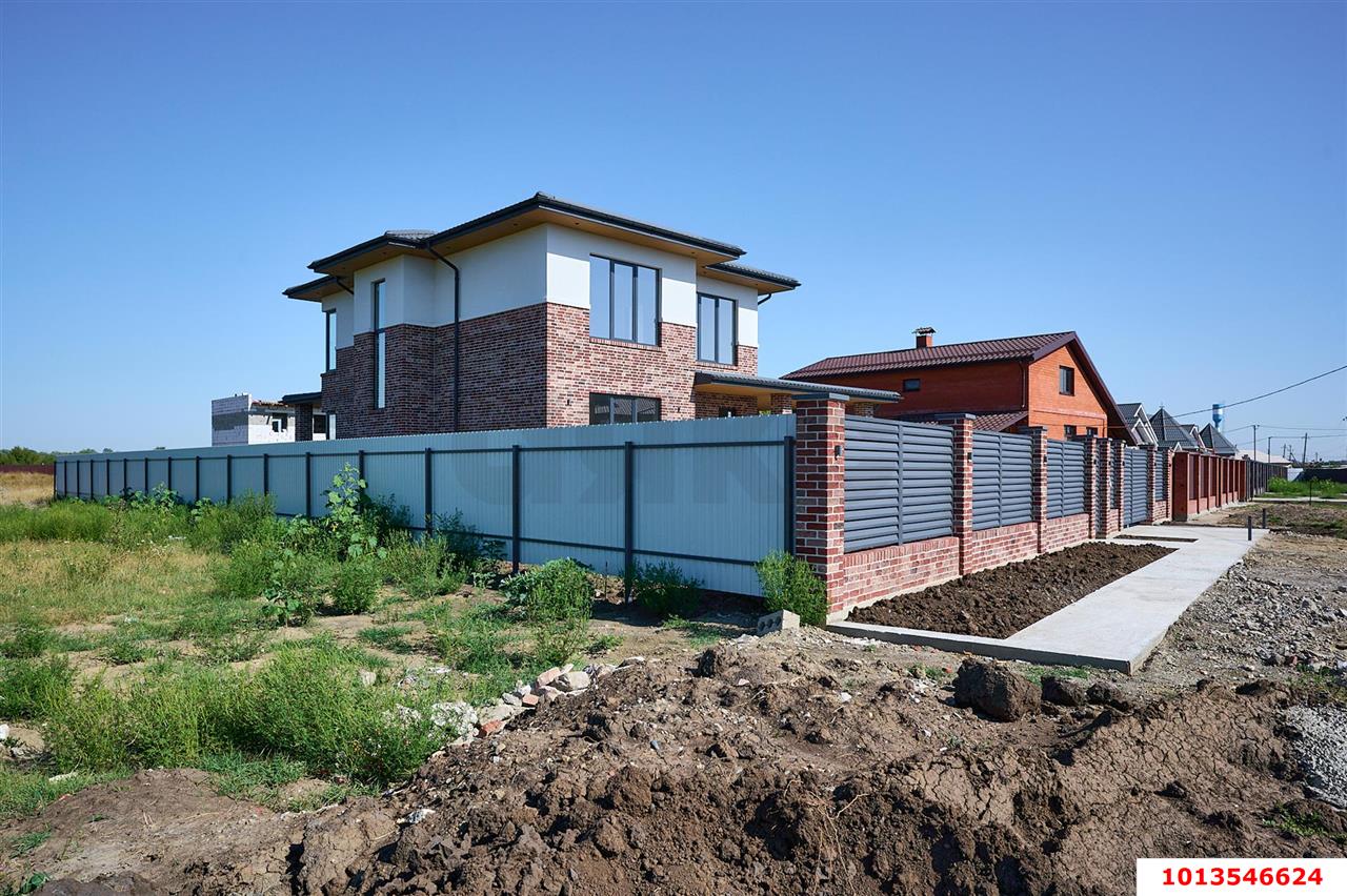 Фото №3: Дом 216 м² + 8 сот. - Старобжегокай, ул. Степная, 12