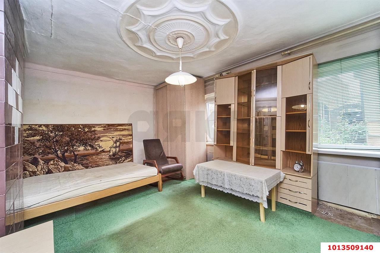 Фото №2: 2-комнатная квартира 33 м² - Краснодар, Центральный внутригородской округ, Западный внутригородской округ, мкр. Центральный, ул. Чапаева, 86