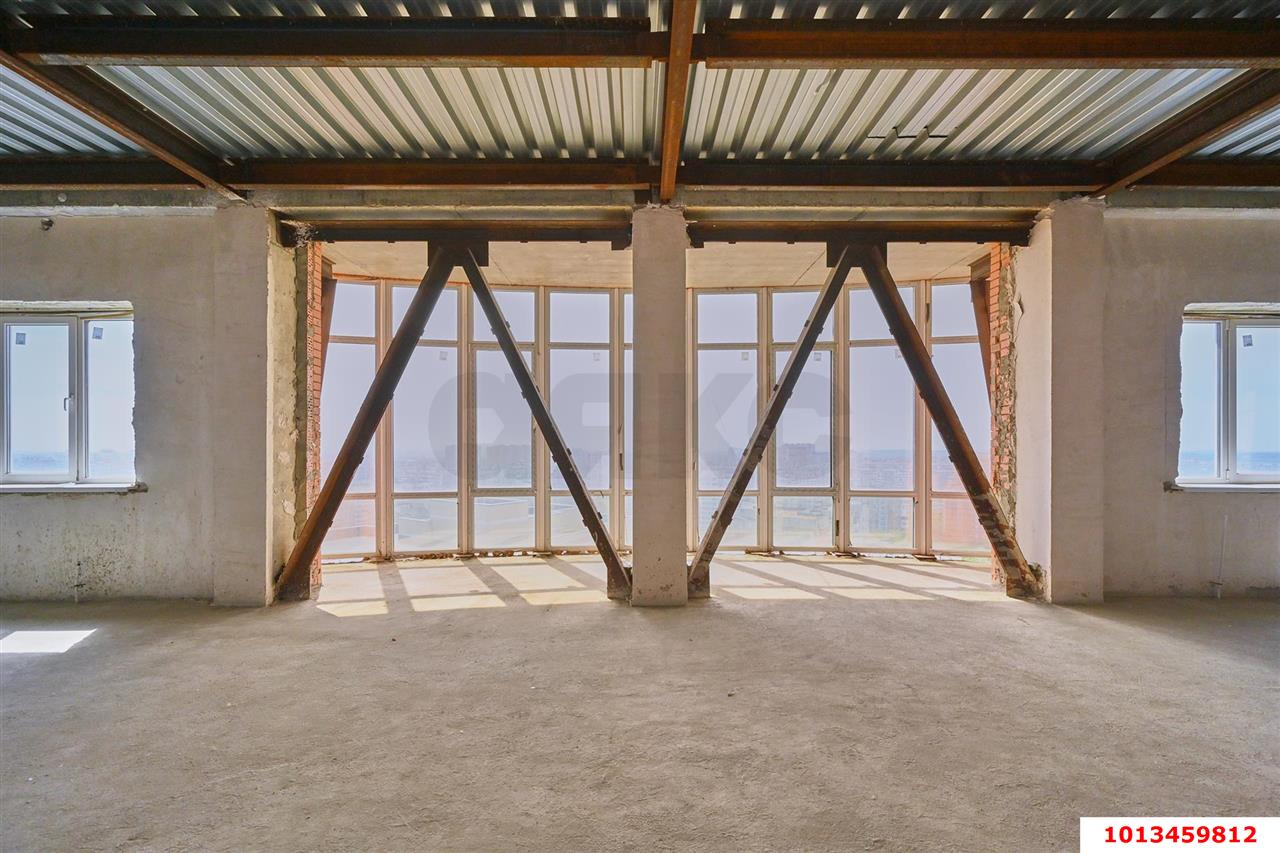 Фото №3: Студия 400 м² - Краснодар, Юбилейный, ул. Думенко