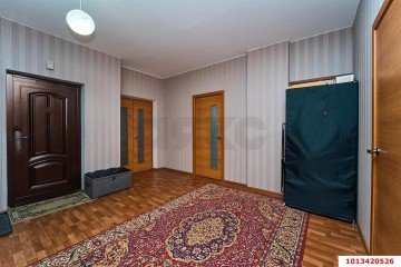Фото №1: 2-комнатная квартира 70 м² - Краснодар, мкр. Хлопчато-бумажный Комбинат, ул. Стасова, 183/2