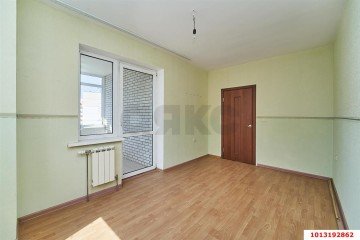 Фото №1: 2-комнатная квартира 61 м² - Краснодар, мкр. Почтовый, ул. имени Валерия Гассия, 4