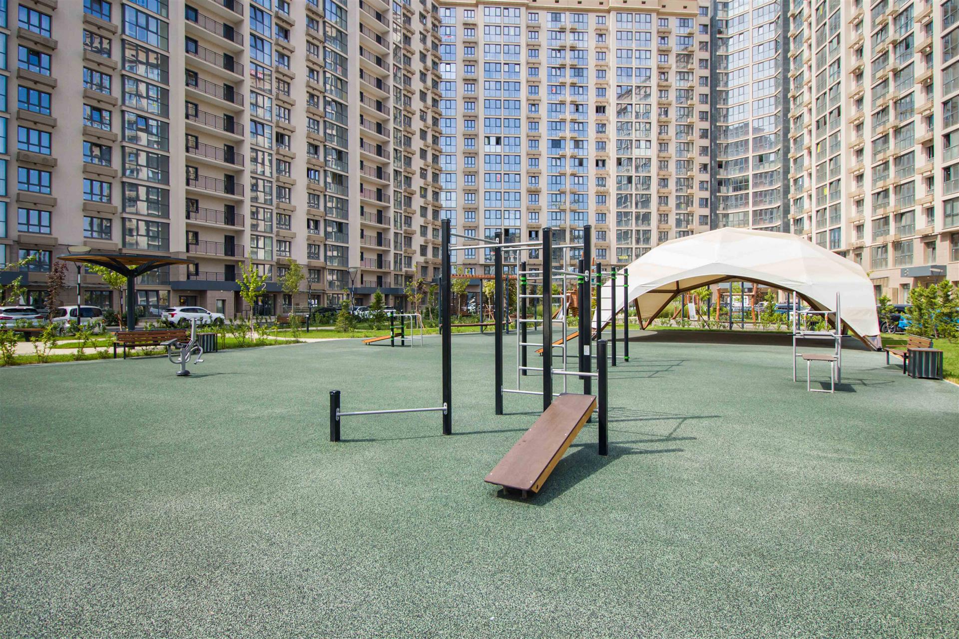 Фото №2: 1-комнатная квартира 50 м² - Краснодар, ЖК Аврора, Западный внутригородской округ, мкр. жилой комплекс Аврора, ул. имени Дзержинского, 95