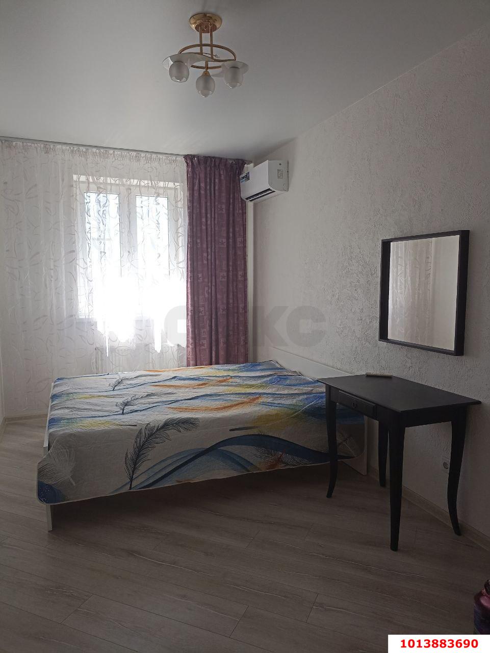 Фото №2: 2-комнатная квартира 80 м² - Краснодар, имени Петра Метальникова, ул. Цезаря Куникова, 24к1