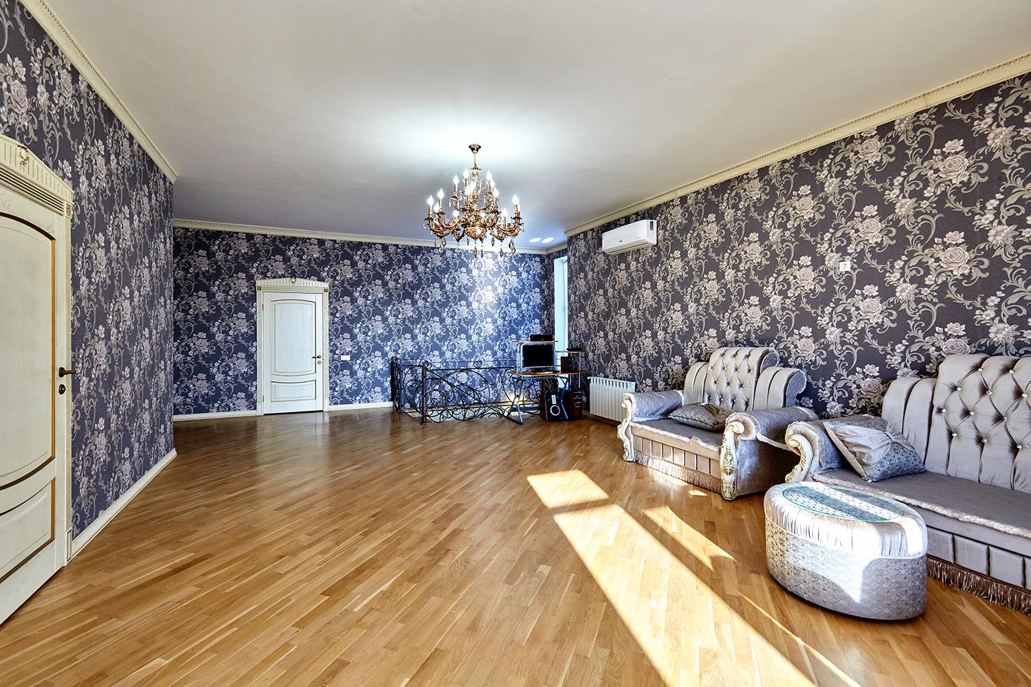 Фото №13: Дом 274 м² + 4 сот. - Краснодар, Прикубанский внутригородской округ, Калинино, мкр. Завод Радиоизмерительных Приборов, ул. Есаульская, 1/1