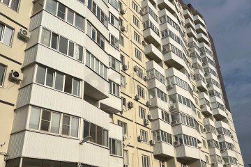 Фото №1: 2-комнатная квартира 69 м² - Краснодар, мкр. Центральный, ул. Севастопольская, 2/2