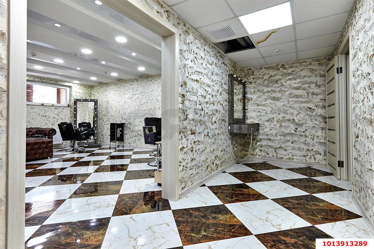 Фото №7: Торговое помещение 116 м² - Краснодар, Молодёжный, ул. 3-я Целиноградская, 4