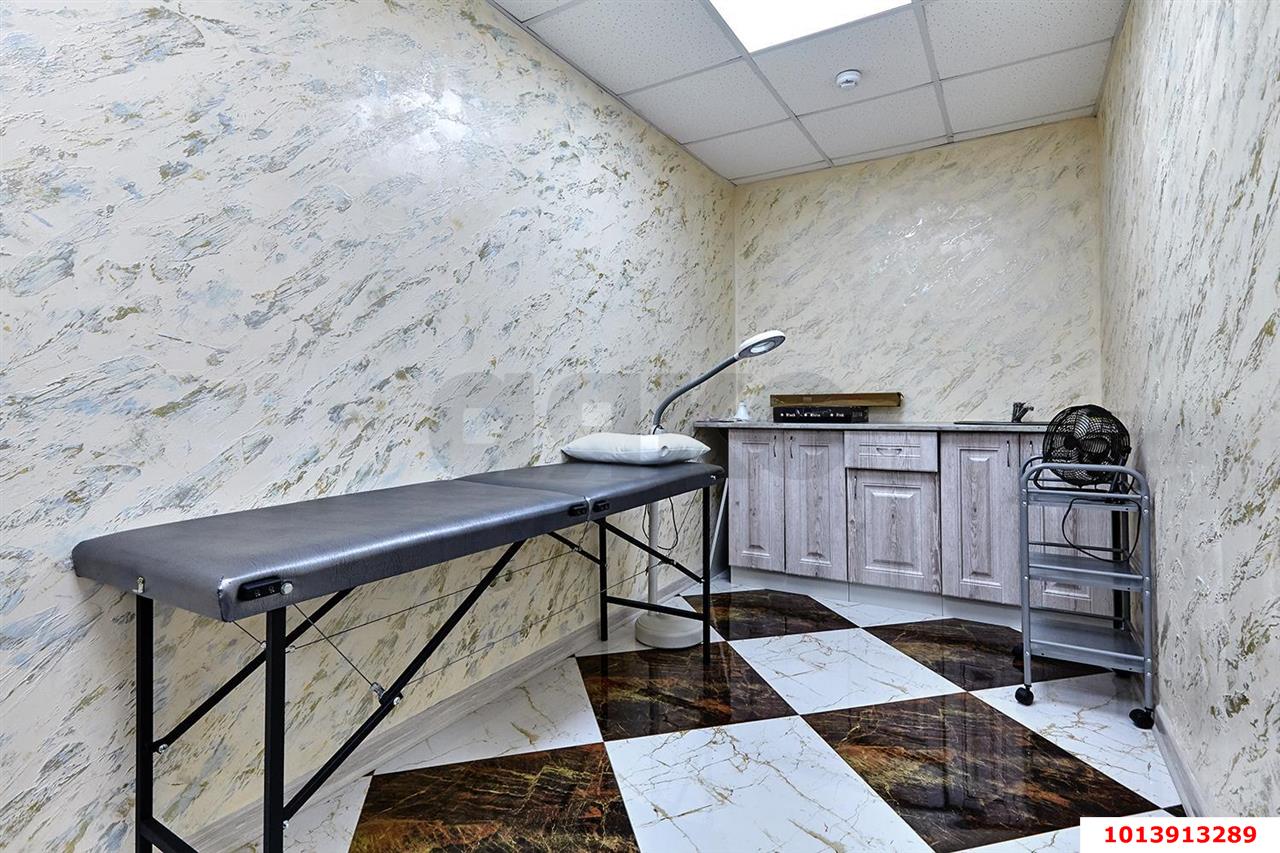 Фото №9: Торговое помещение 116 м² - Краснодар, Молодёжный, ул. 3-я Целиноградская, 4