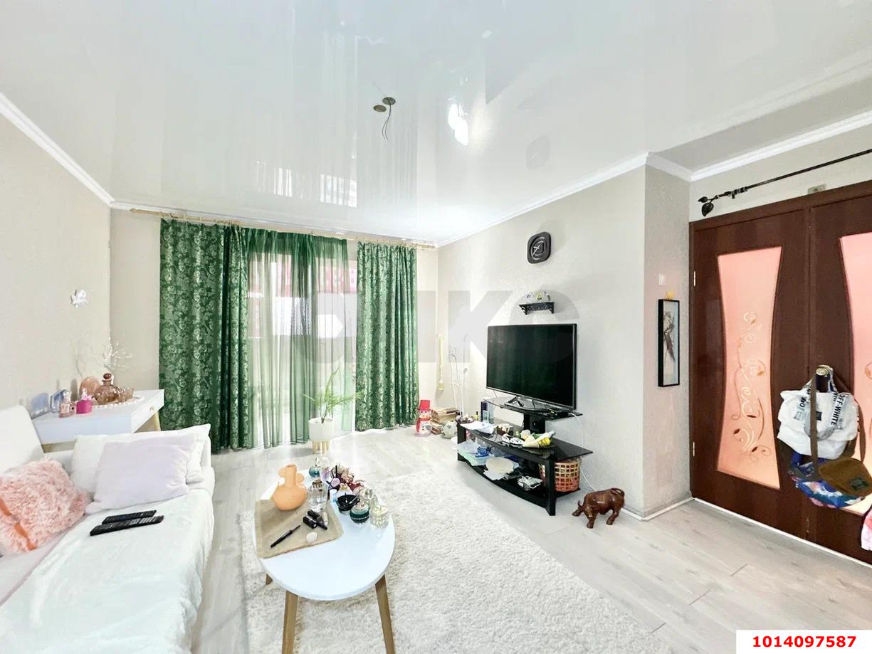 Фото №1: 2-комнатная квартира 55 м² - Краснодар, Черёмушки, ул. Ставропольская, 215/2