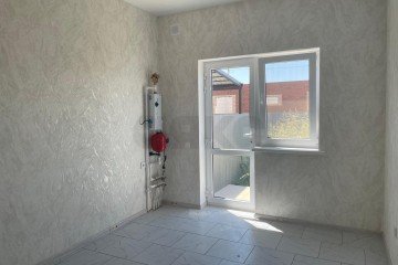 Фото №4: Дом 37 м² - Новотитаровская, ул. Красноармейская, 117